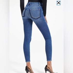 Good American Good Legs Cropped Jeans Shadow Pocket